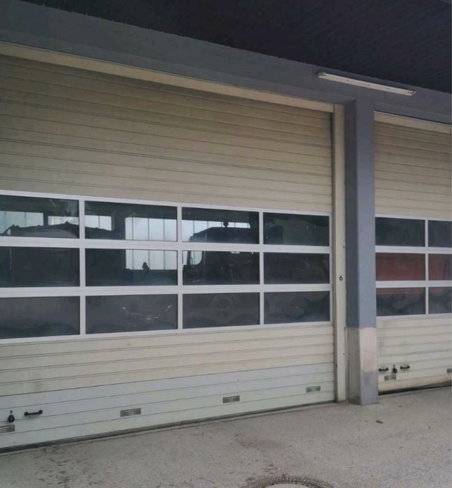 USA SECTIONALA INDUSTRIALA poarta garaj  H 395 x L 438 Hormann