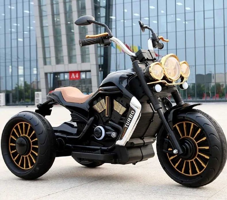 Акумулаторен MOTOR ТУРБО 12V батерия,MP3 плейър,с меки гуми