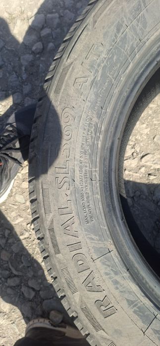 Продам б.у резину.