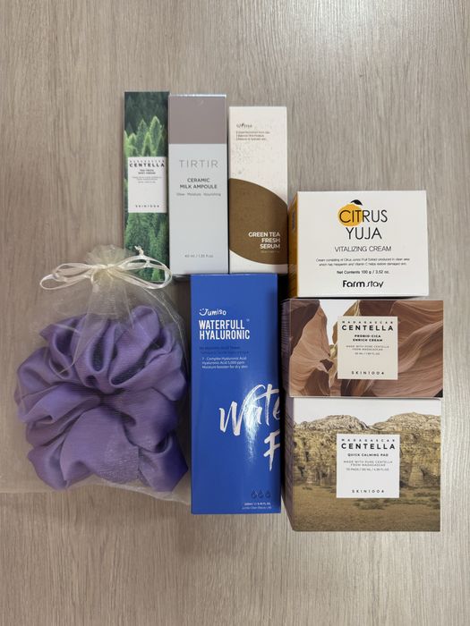 Корейска козметика на Medipeel, Skin 1004, Farmstay, TirTir