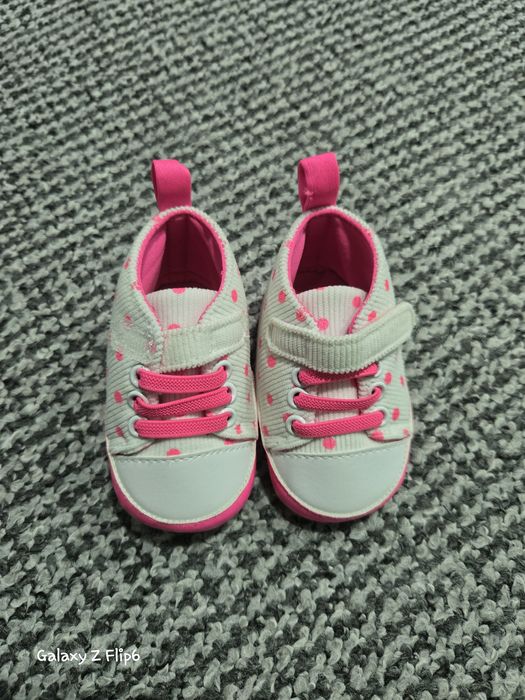 Пантофки за бебе