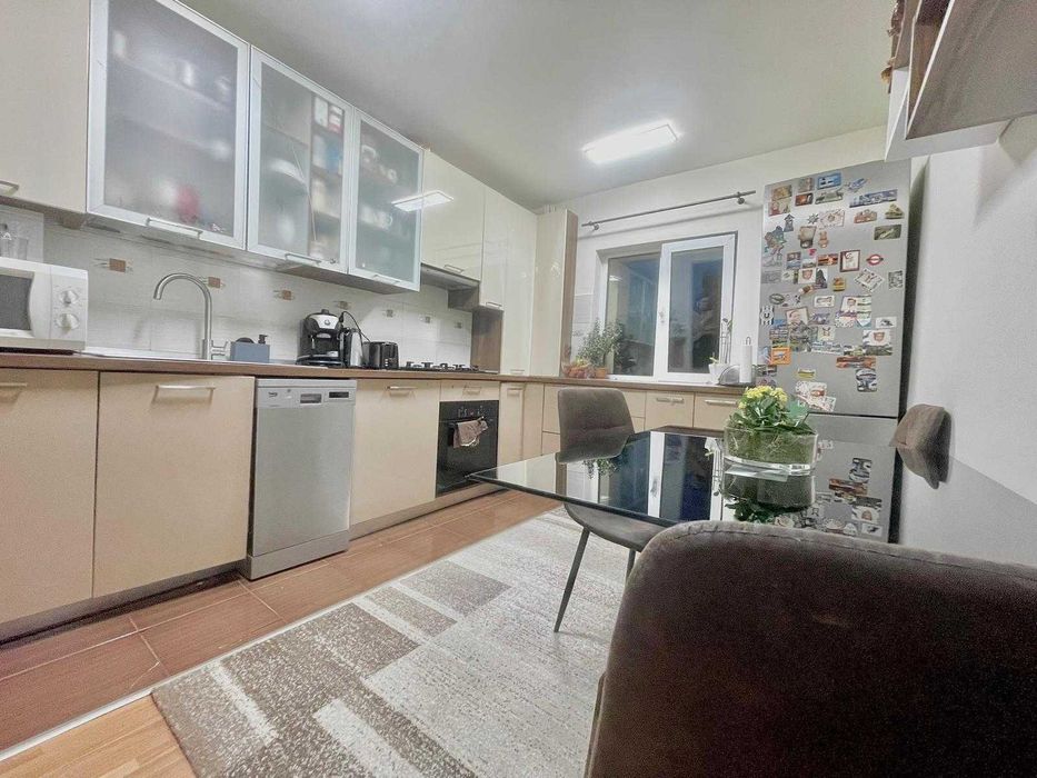 PF vand apartament camere, decomandat, Etaj 1,  Zorilor, Cluj-Napoca