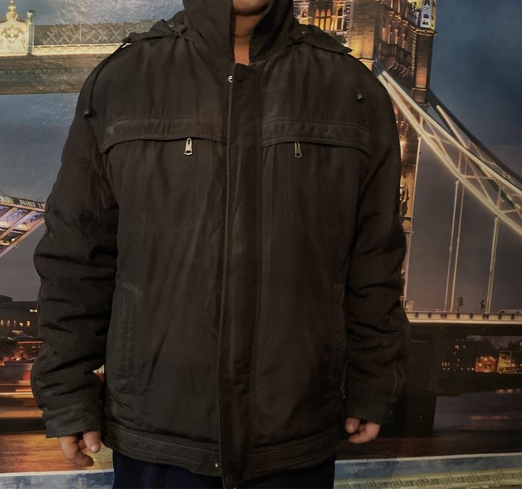 Продам зимние куртки