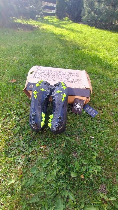 Vând ghete de fotbal Nike Air zoom