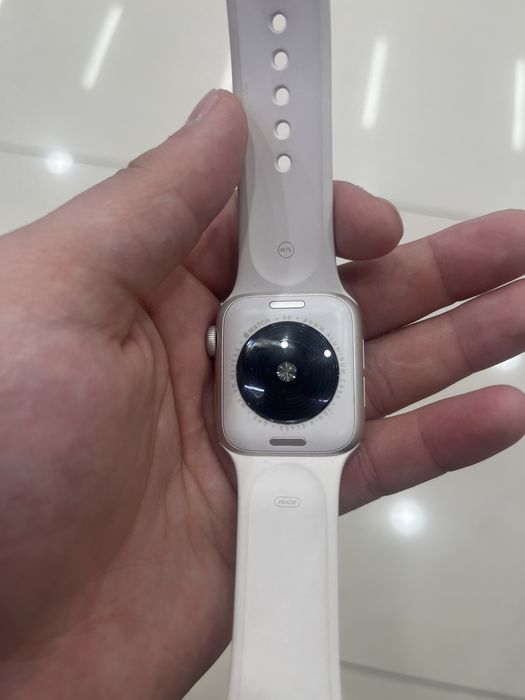 Apple watch se2 40мм
