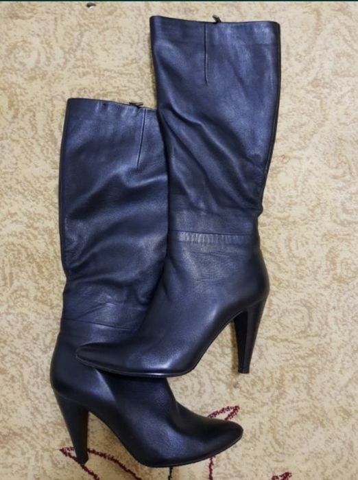 Продам кожаные сапоги