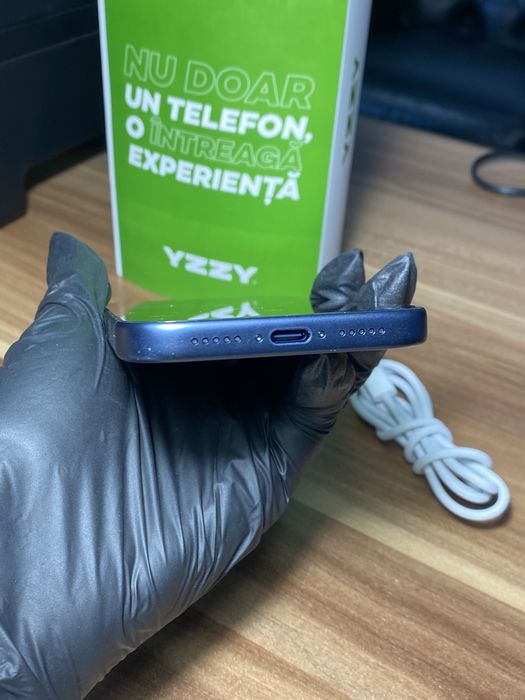 iPhone 17 Pro • 512 GB • Deep Blue