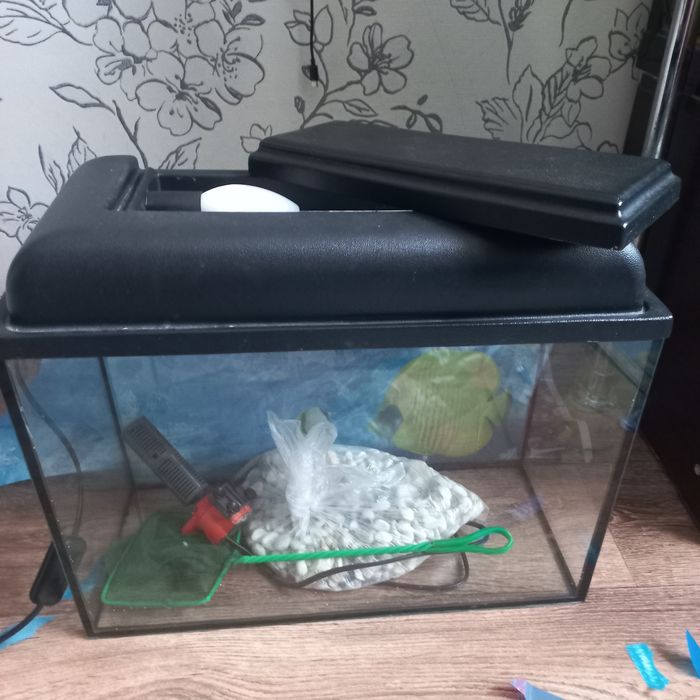 Продам аквариум разные.