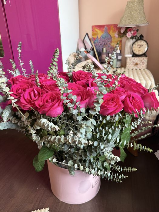 Букет роз большой в коробке