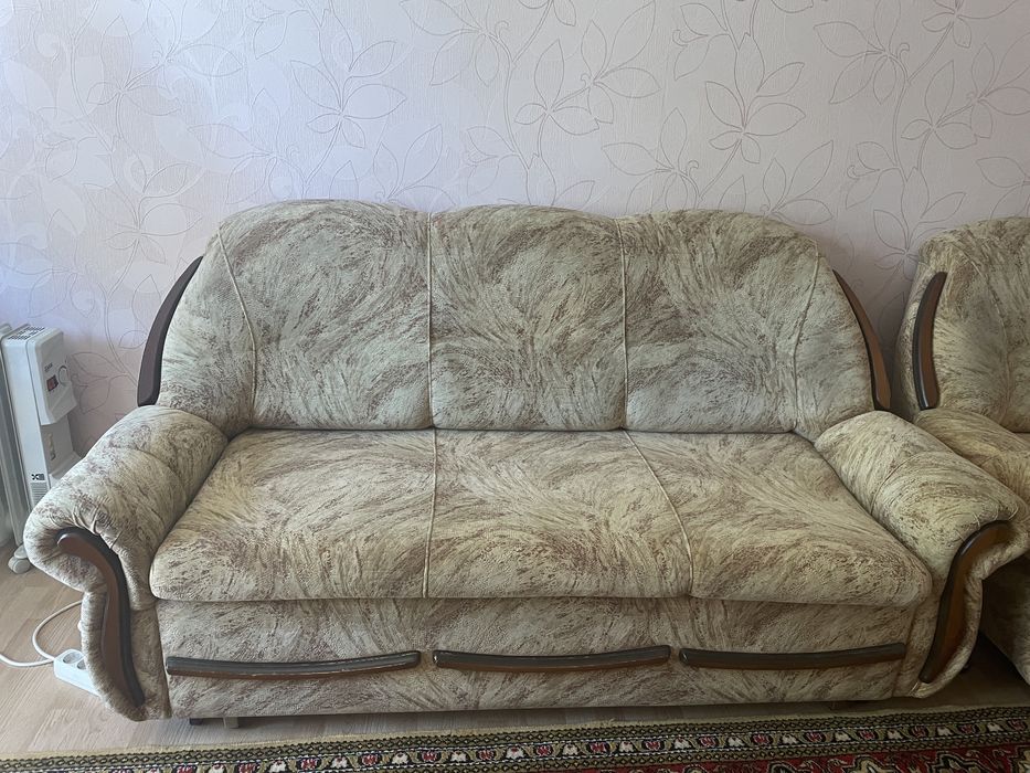 2 дивана и кресло