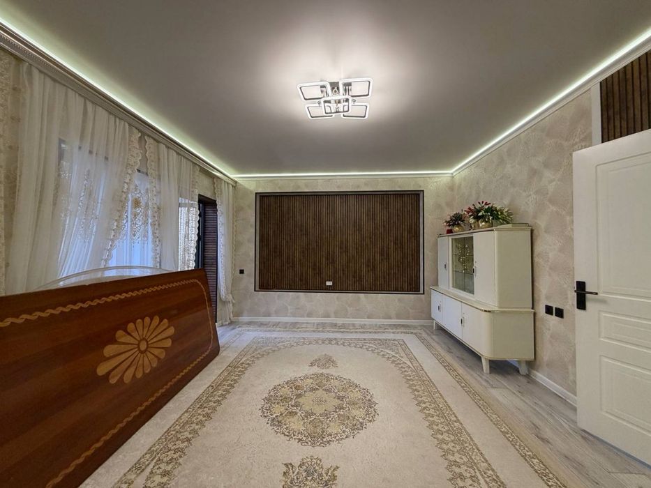 Продается Дом 4.9 сотки 6 комнат Бектемирский район ориентир 289 школа