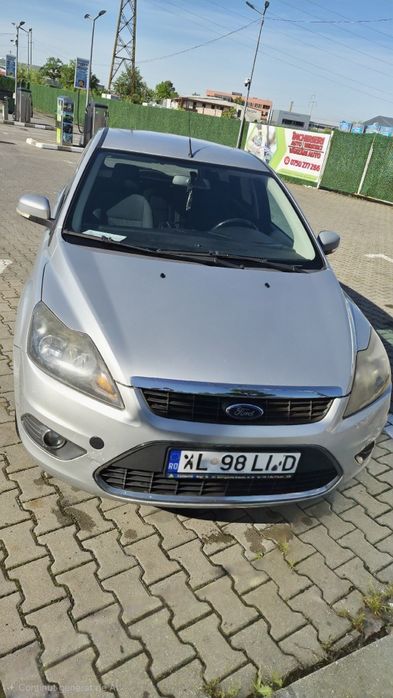 De vanzare ford focus 2010