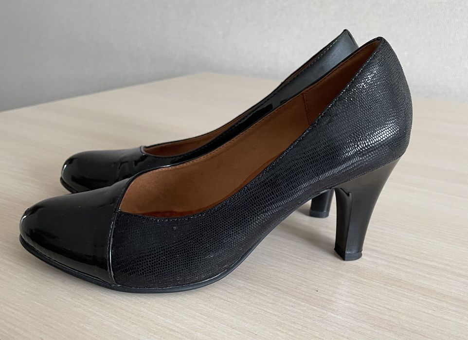 Туфли женские из натуральной кожи