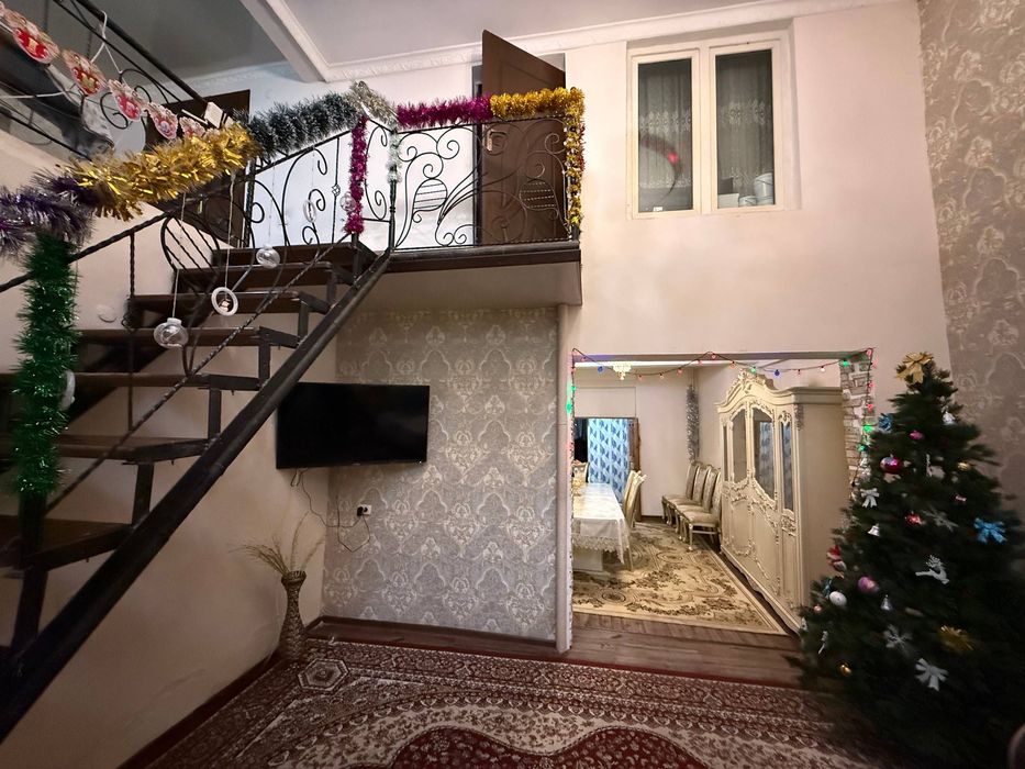 Мирзо Улугбек район 3,30 сотых участка срочно сотилади