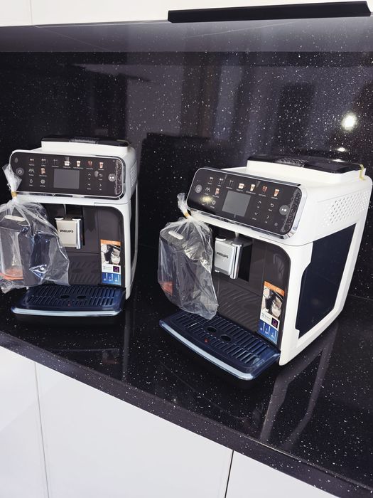 Espressor automat cafetiera Philips 5500 LatteGo