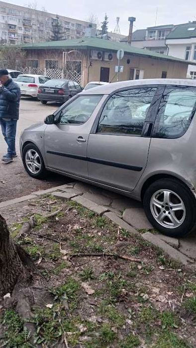 Продавам Skoda Romster 1.2 HTP 2008 г.