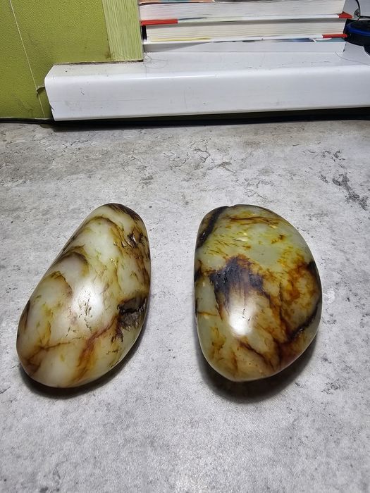 Продам хотанский нефрит