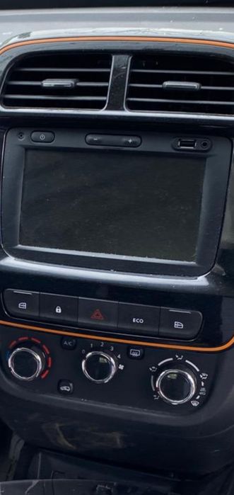 Medianav 3 dacia navigatie