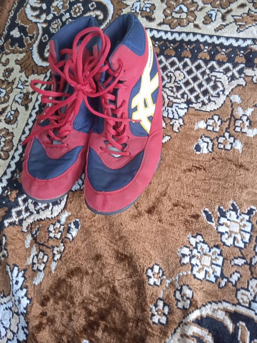 Борцовки почти новые