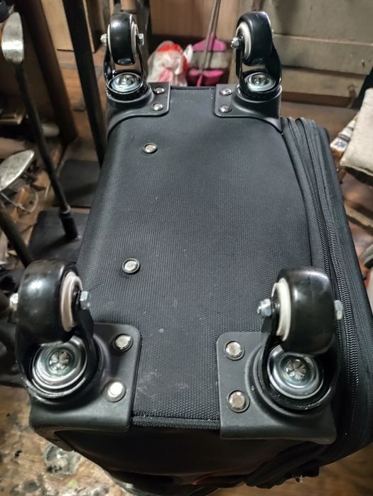 Ремонт чемоданов