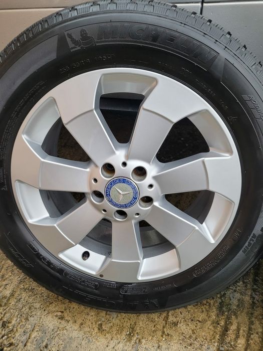 Jante 18  originale Mercedes cu anvelope Michelin