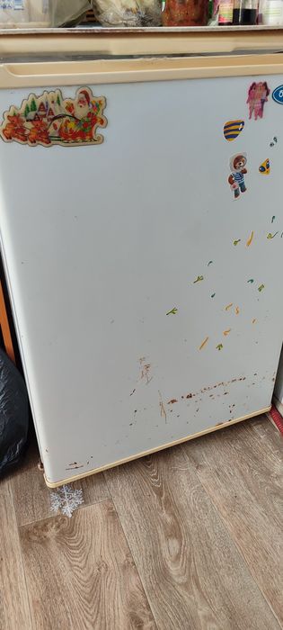 Продам холодильник