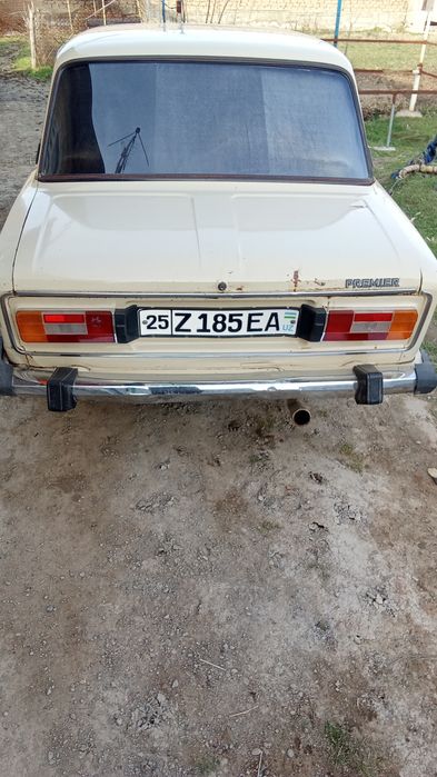 Jiguli vaz 2106. Radnoy