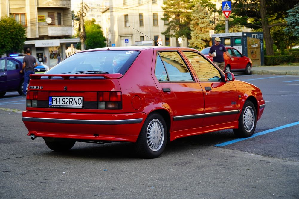 RENAULT 19 1992 — imagine 3