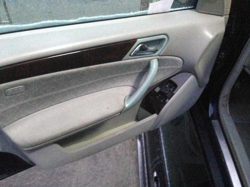 Мерцедес-Бенц C 220 2.2 CDI / Mercedes-Benz C 220 2.2 CDI на части