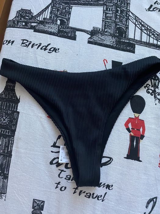 Продам женский купальник