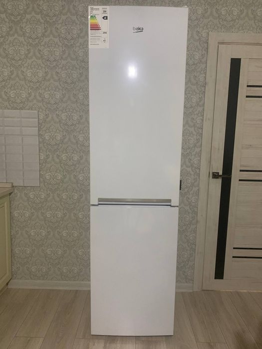 Продаю холодильник beko