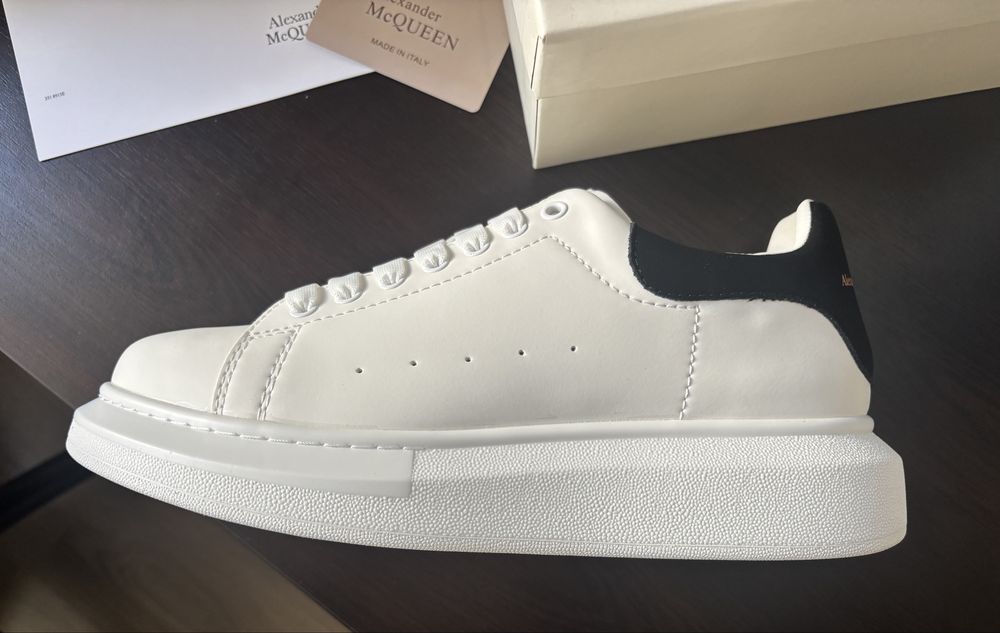 Adidasi Alexander McQueen White&Black