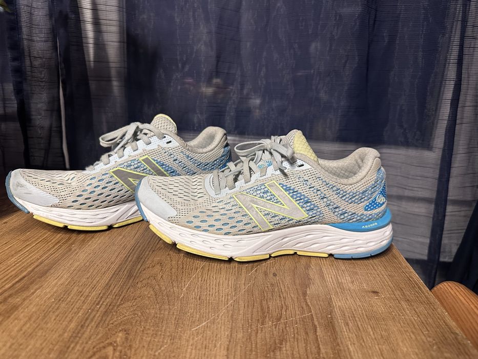Маратонки New Balance 680 v6