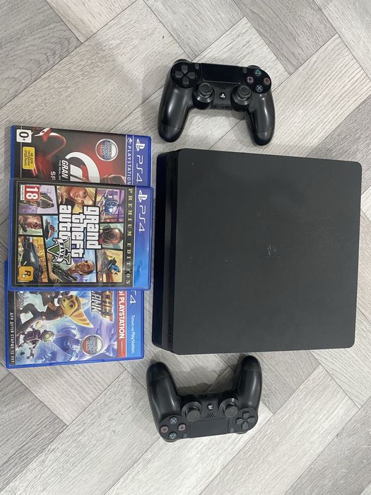 Продам ps 4 slim