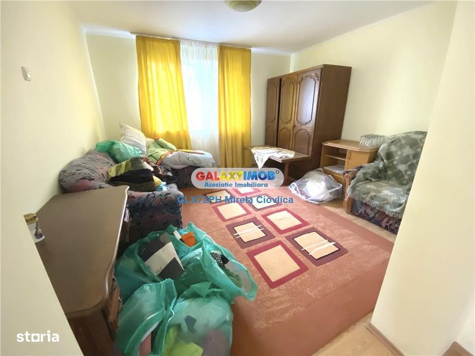 Vanzare casa Baicoi Primarie