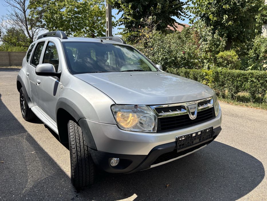 Dacia Duster Laureate 1,6 16 v benzina