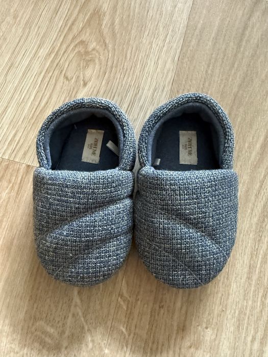 Нови бебешки пантофи Zara home