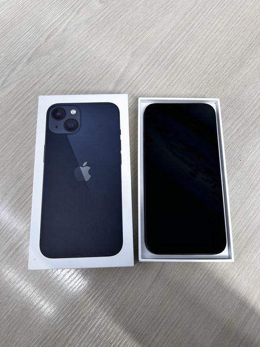 Продам iPhone 13 Midnight