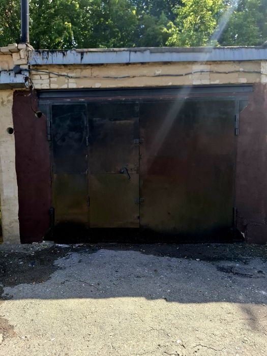 Продам гараж "Восток"