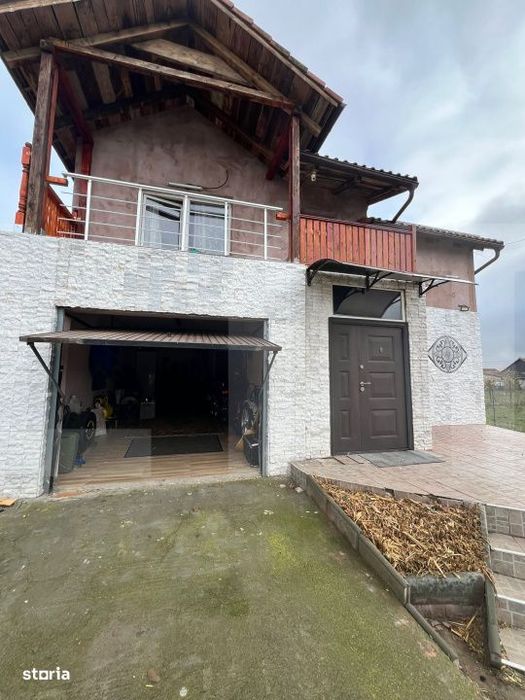 Casa cu teren 1152 mp Parta