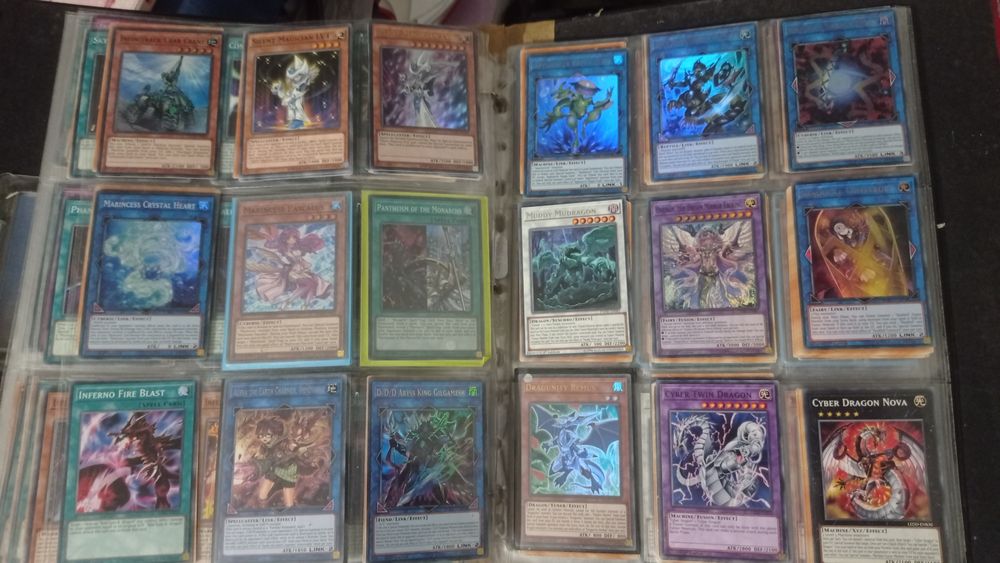 Yu-Gi-Oh cards, Югио карти