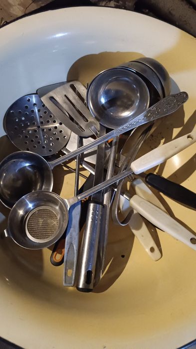 Кухонная утварь . Разная.