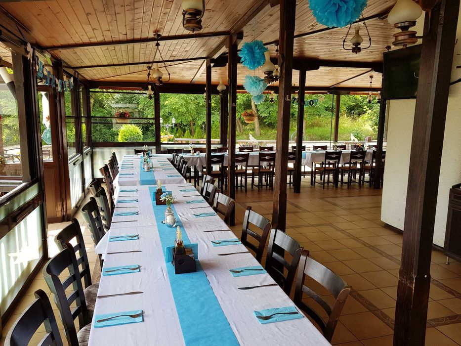 Продава се Хотел в Севлиево - 450 кв.м за 778 €/кв.м - Снимка #17