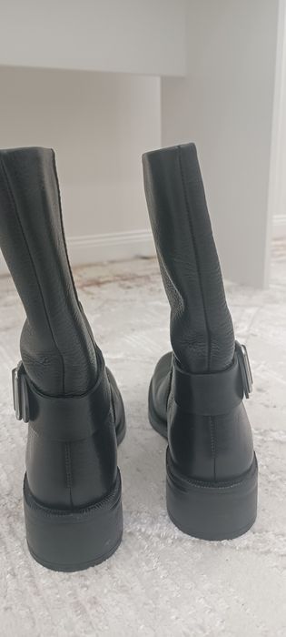 Сапоги кожаные zara