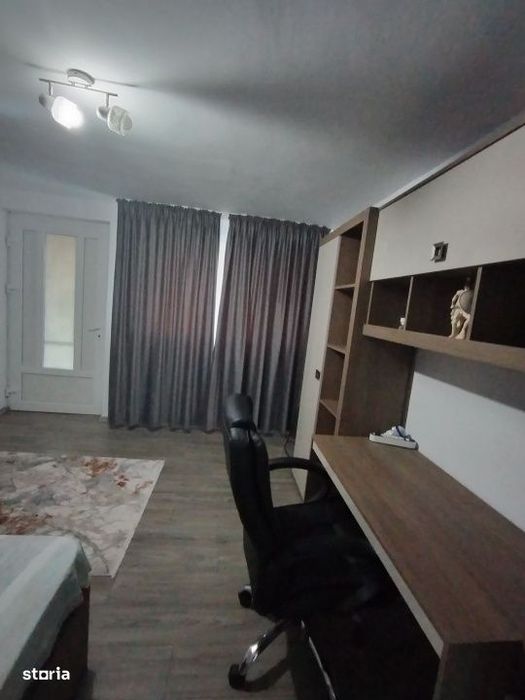Casa P+1+M, 185 mp, teren 590 mp, Leamna de jos