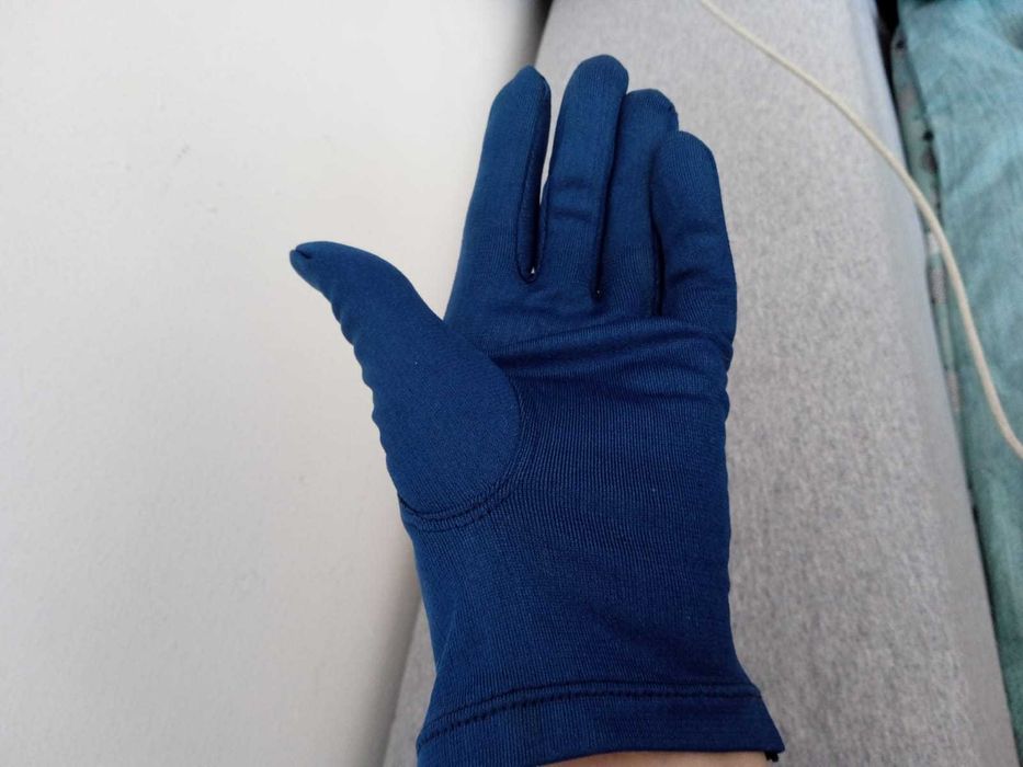 Продам перчатки женские