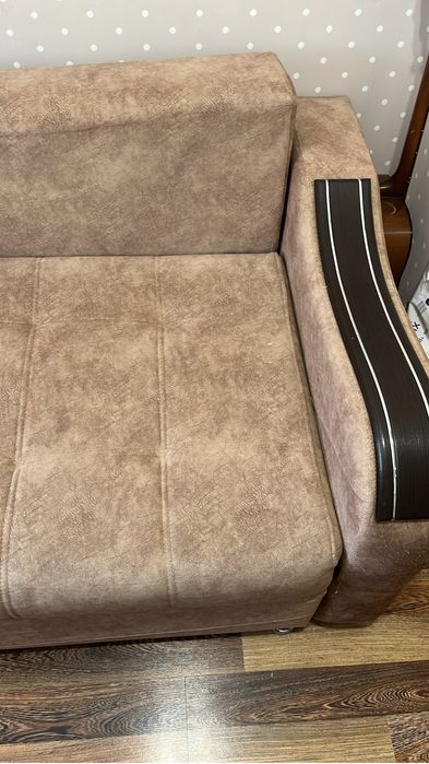 Диван раскладывающийся