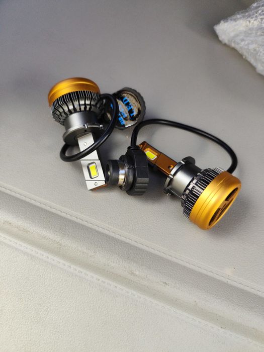 LED Крушки D2S -Директна замяна за ксенон