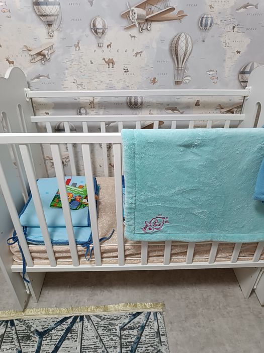 Продам детскую кроватку