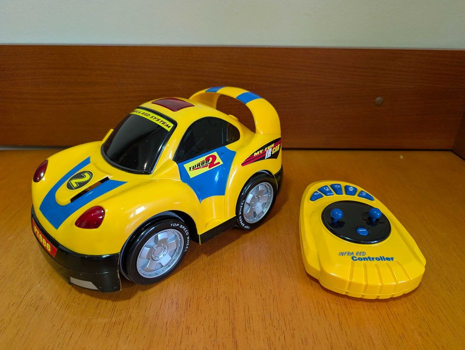 Детска количка с дистанционно, RC car, IR, много добро състояние, звукови ефекти